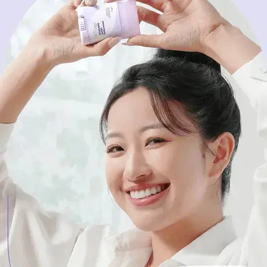 Isntree Onion Fresh Light Sun Stick - The Fairy Glow