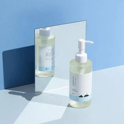 Round Lab 1025 Dokdo Cleansing Oil - The Fairy Glow